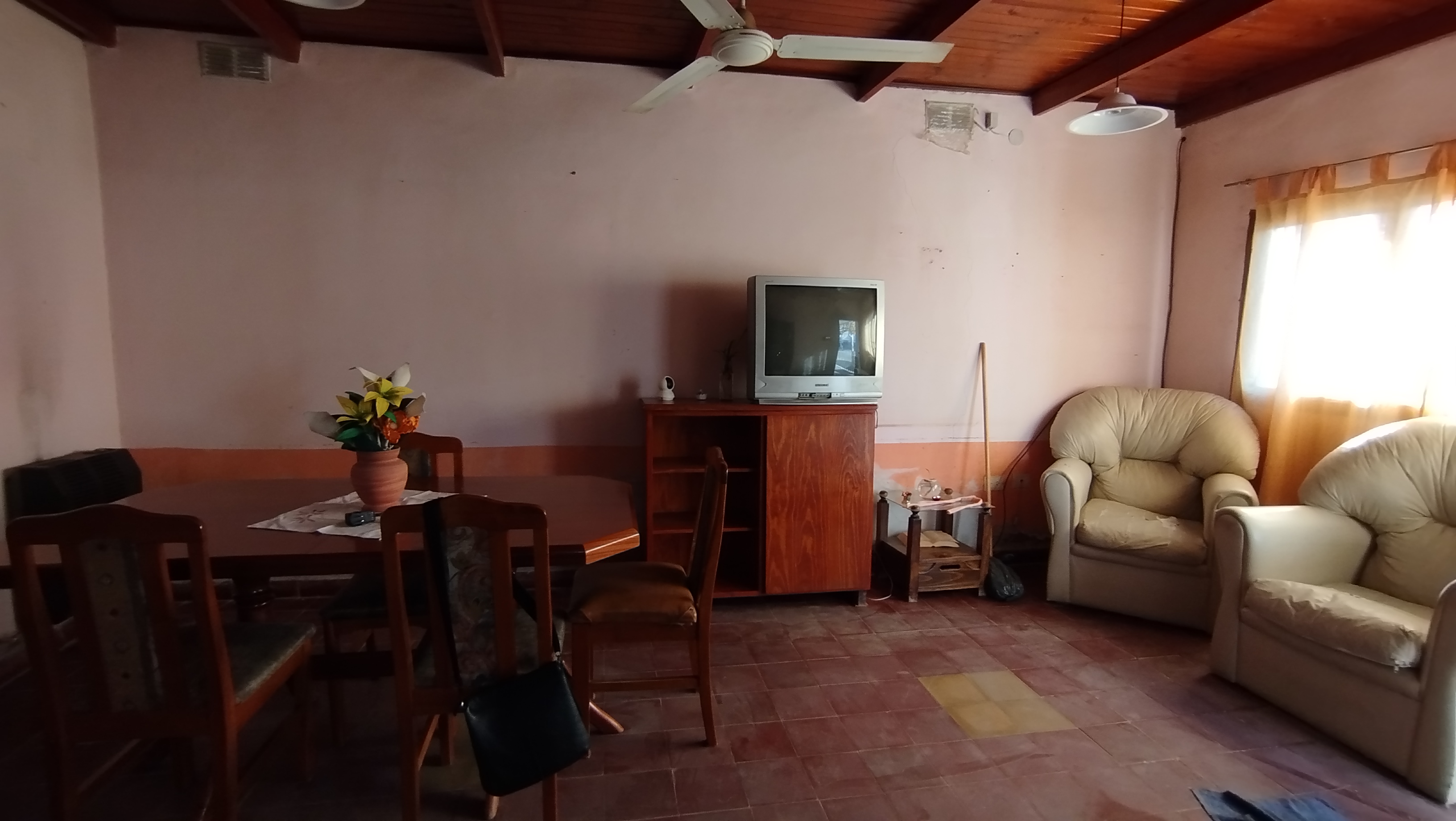 Casa con depto independiente en Villa María – Oportunidad - foto 4