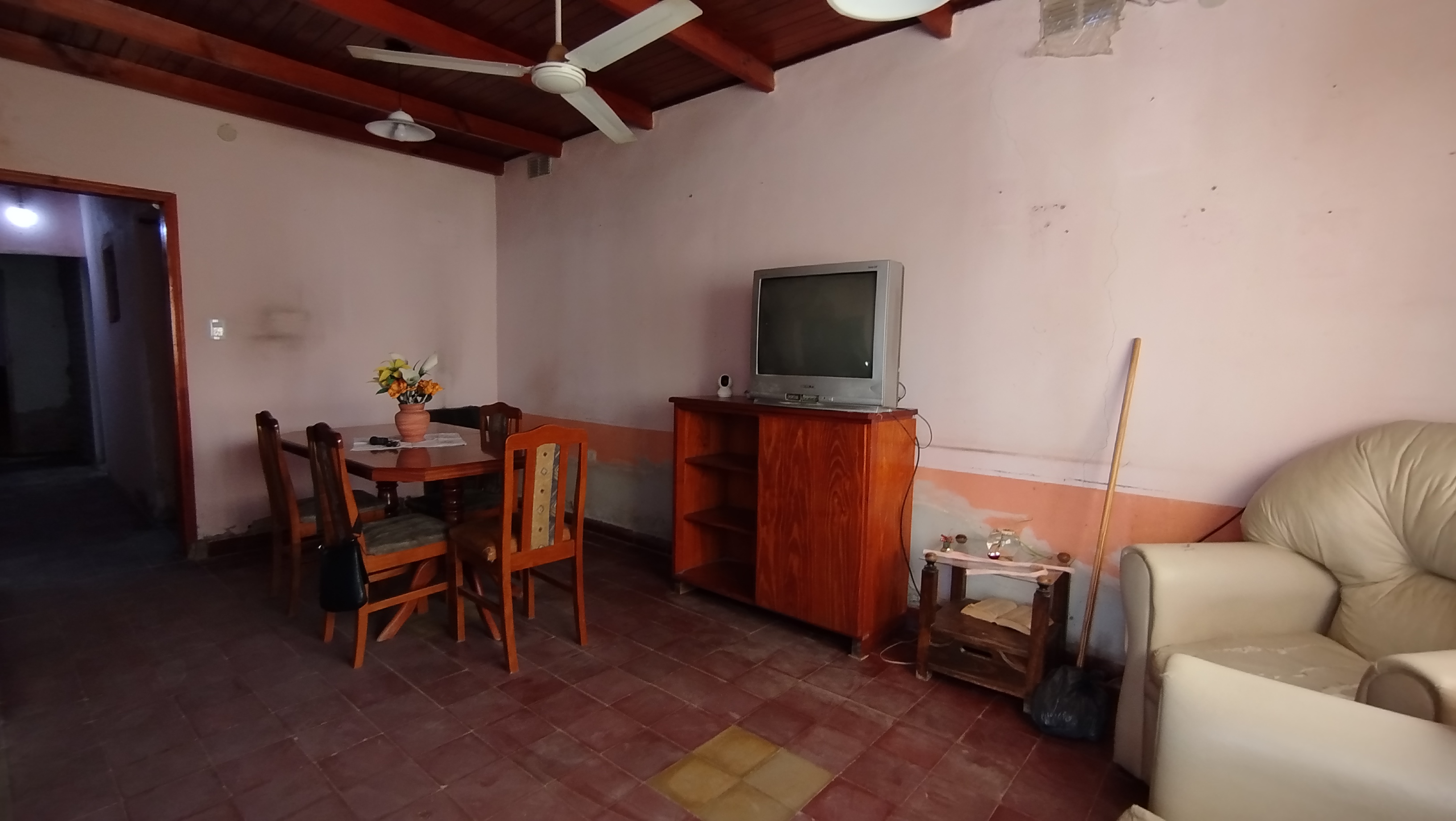 Casa con depto independiente en Villa María – Oportunidad - foto 6