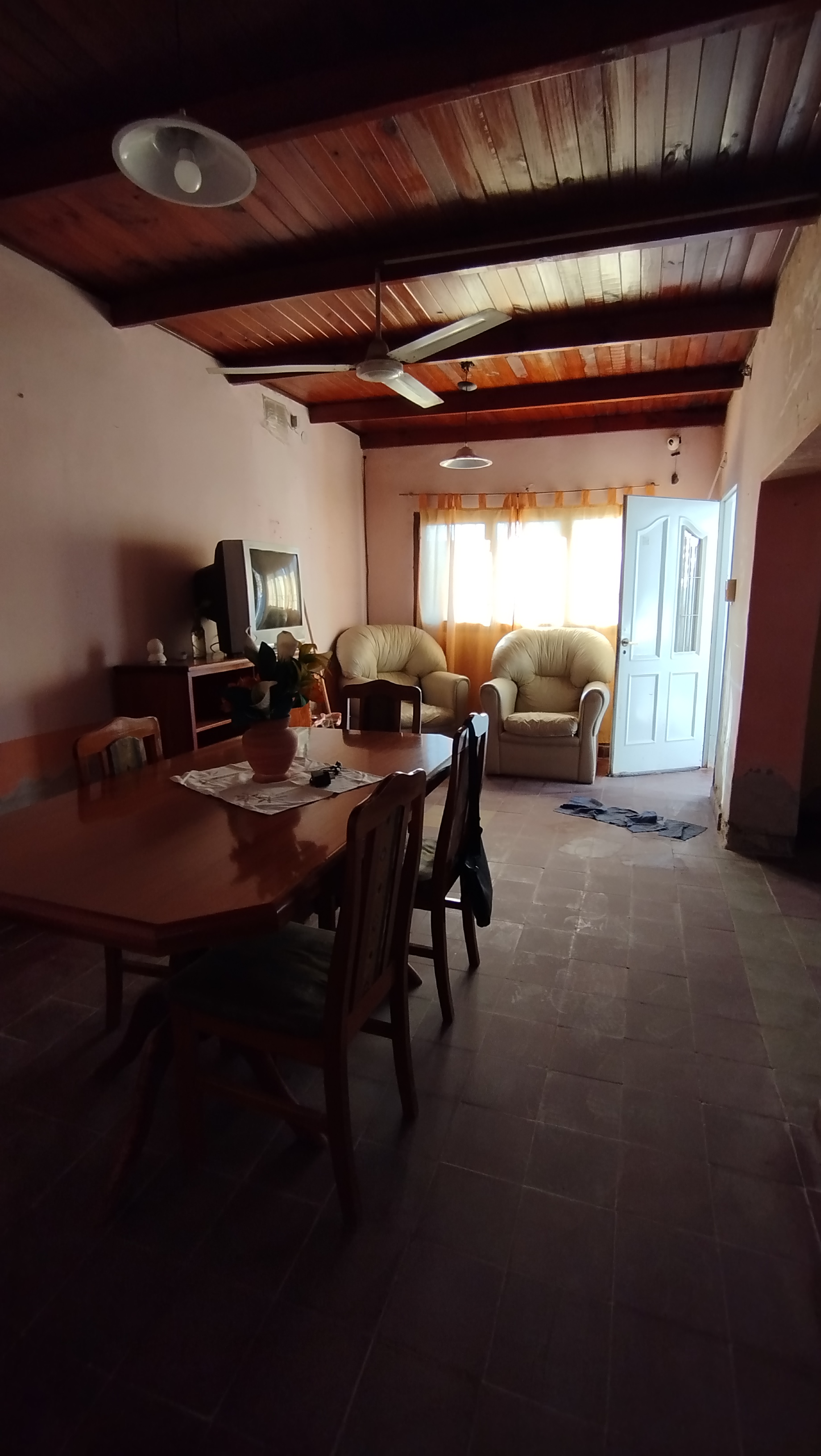 Casa con depto independiente en Villa María – Oportunidad - foto 8