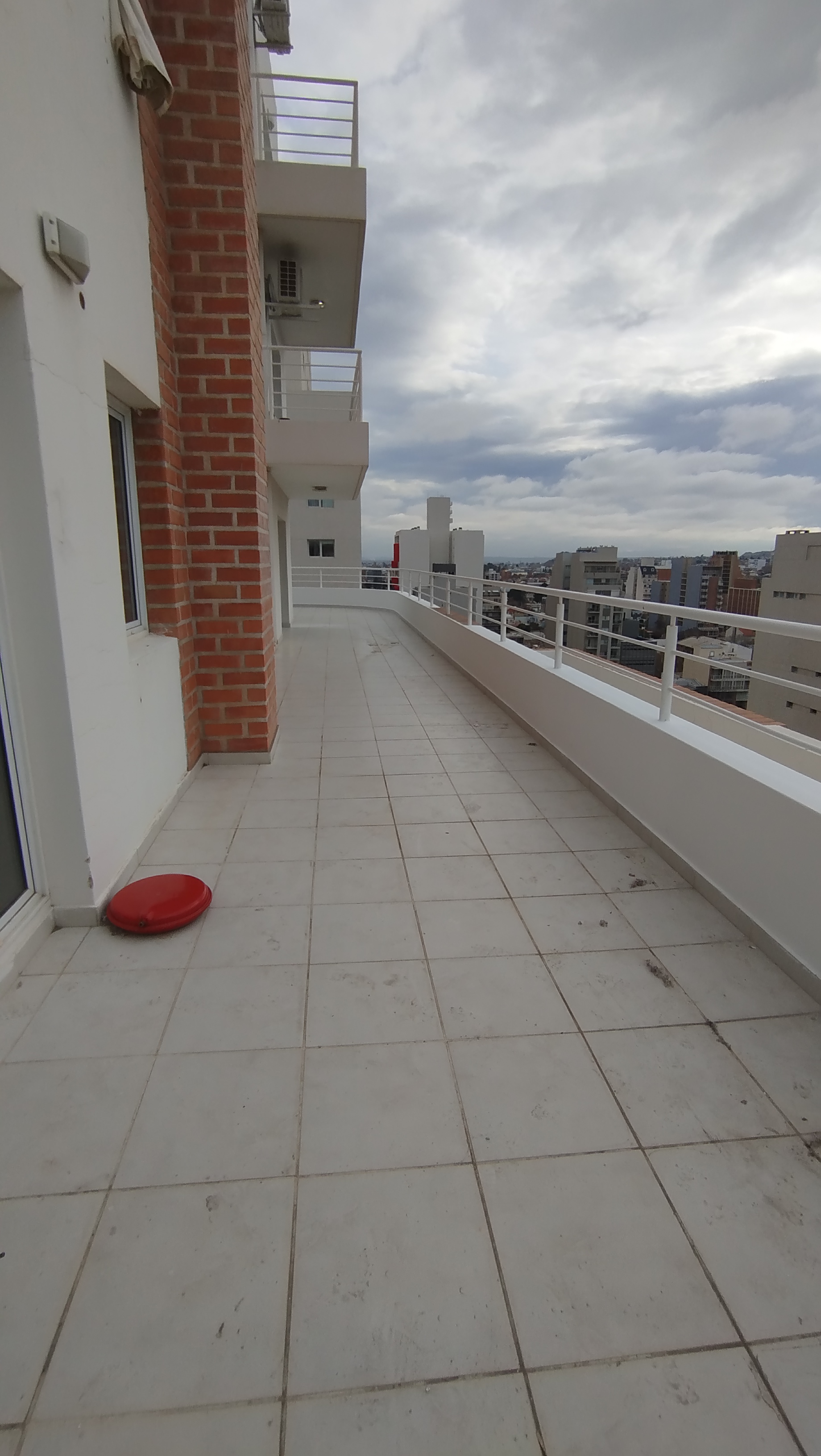 Alquilo Dpto. 3 Dormitorios - Expensas Incluidas - foto 11
