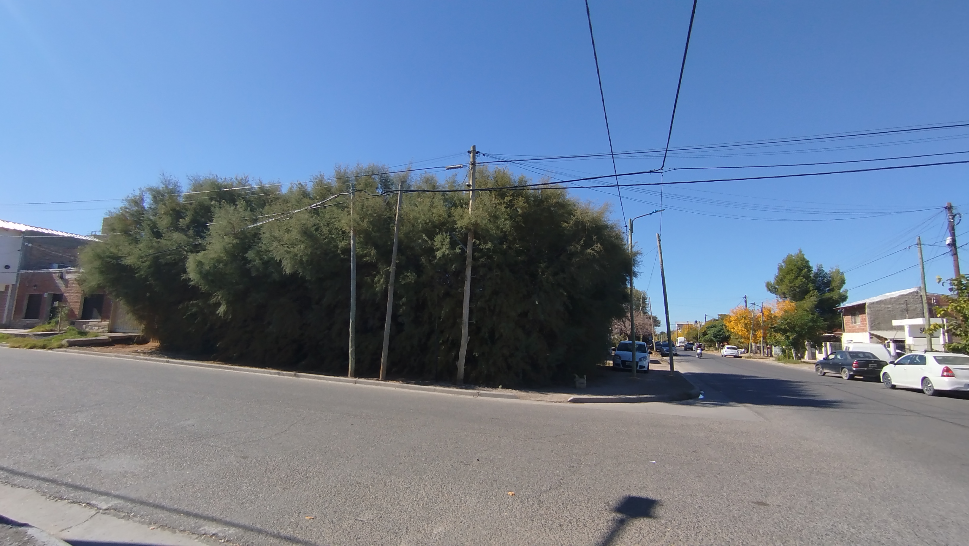 Lote en esquina · 412 m² · Apto desarrollo hasta 21 m