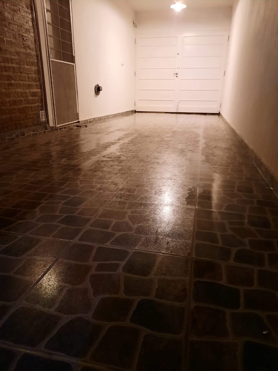 Casa en venta 3 dormitorios con parrilla, patio y cochera - foto 6