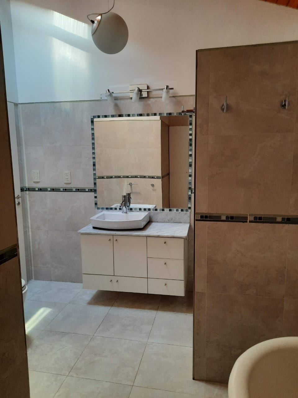 Casa en venta 3 dormitorios con parrilla, patio y cochera - foto 45